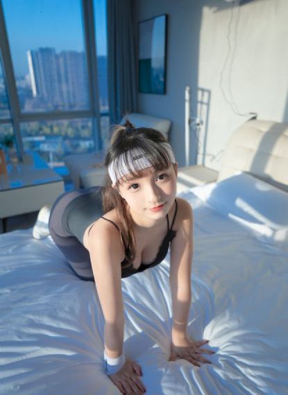 白石茉莉奈